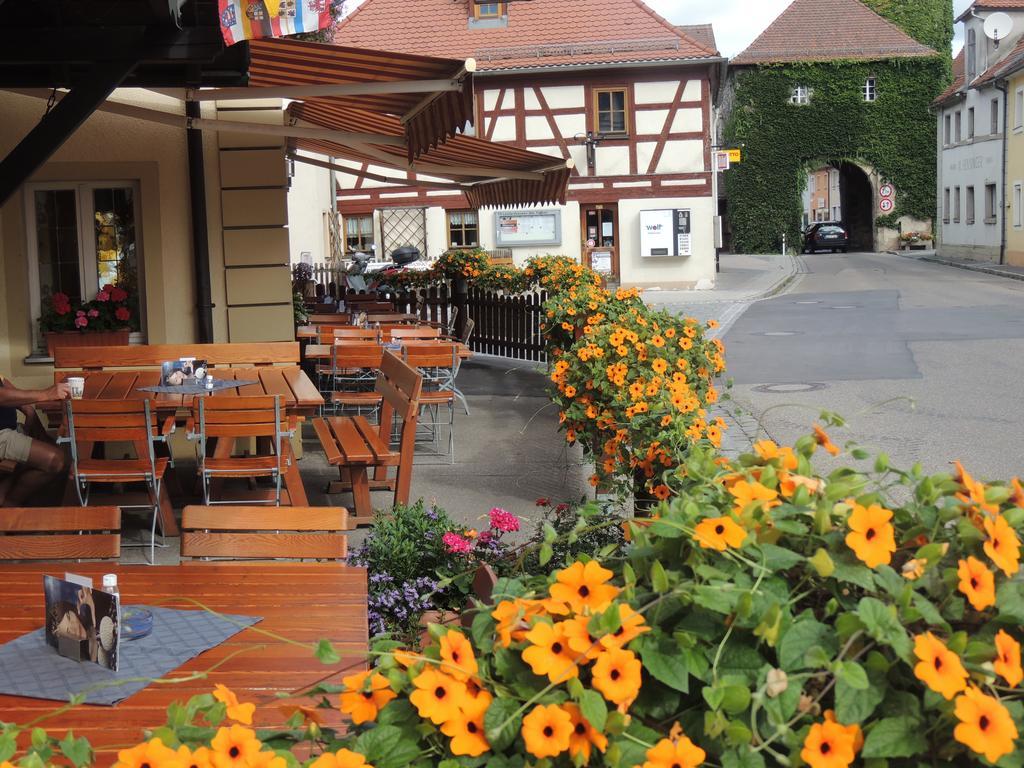 Hotel-Gasthof Neue Post Leutershausen  Екстериор снимка